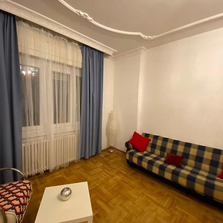 Apartment With Balcony And Ac Next To Danube Budapest Eksteriør bilde