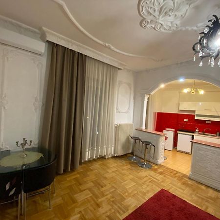 Apartment With Balcony And Ac Next To Danube Budapest Eksteriør bilde