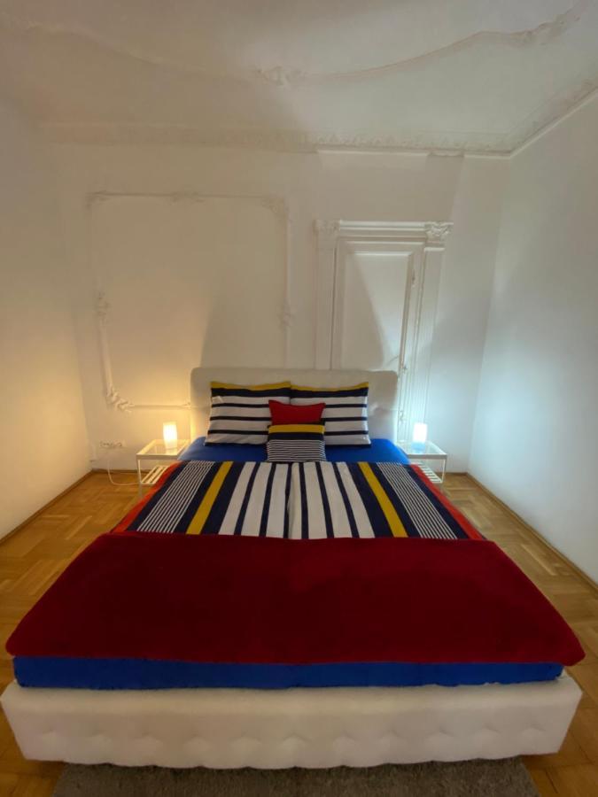 Apartment With Balcony And Ac Next To Danube Budapest Eksteriør bilde