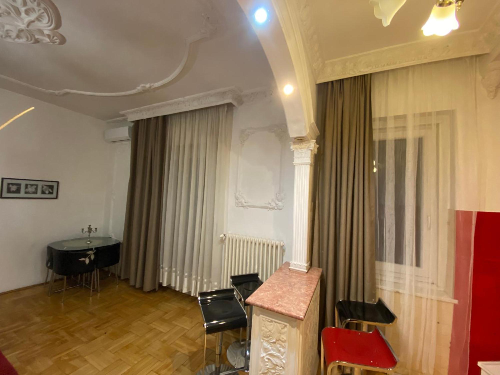 Apartment With Balcony And Ac Next To Danube Budapest Eksteriør bilde