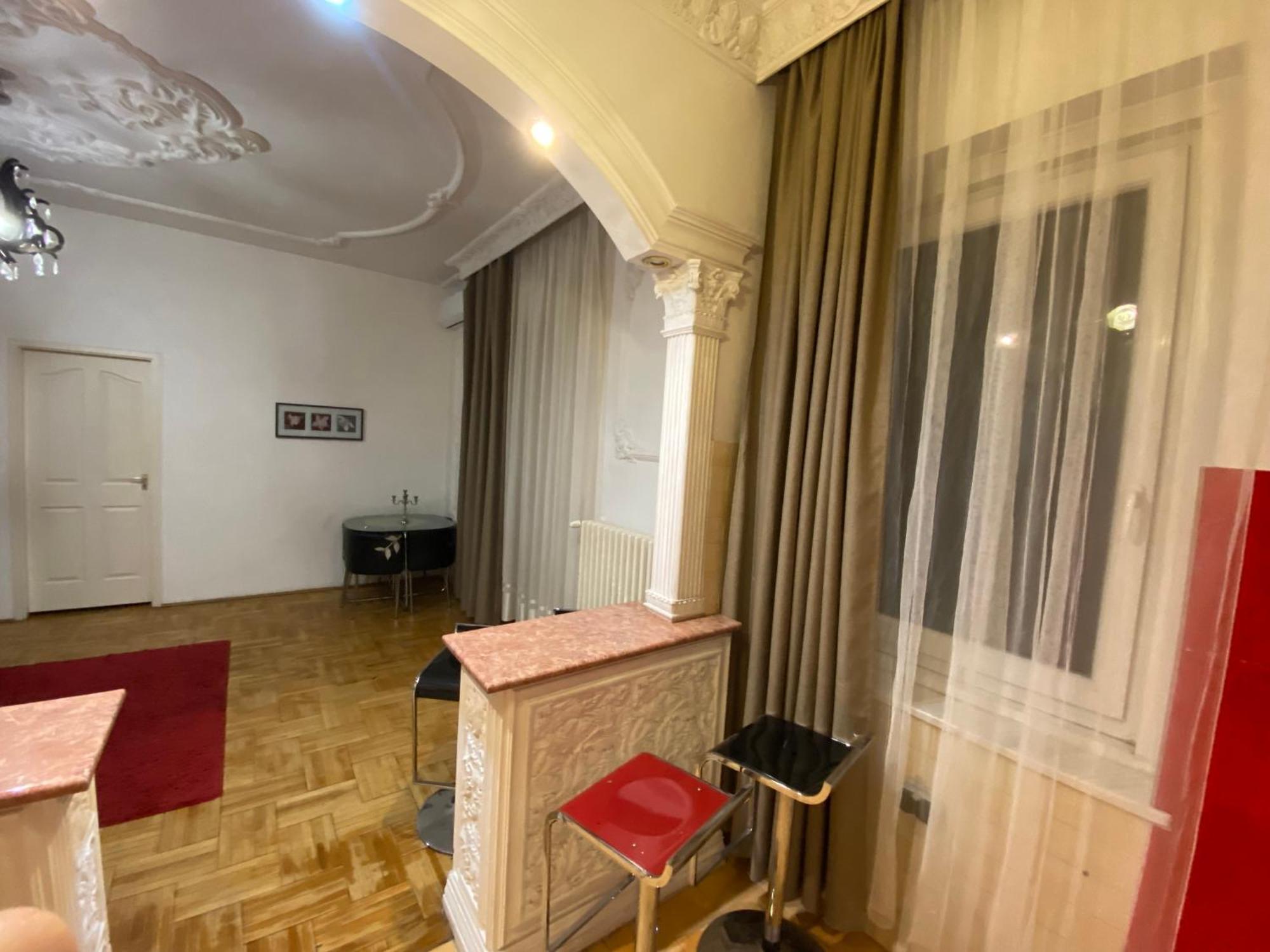 Apartment With Balcony And Ac Next To Danube Budapest Eksteriør bilde